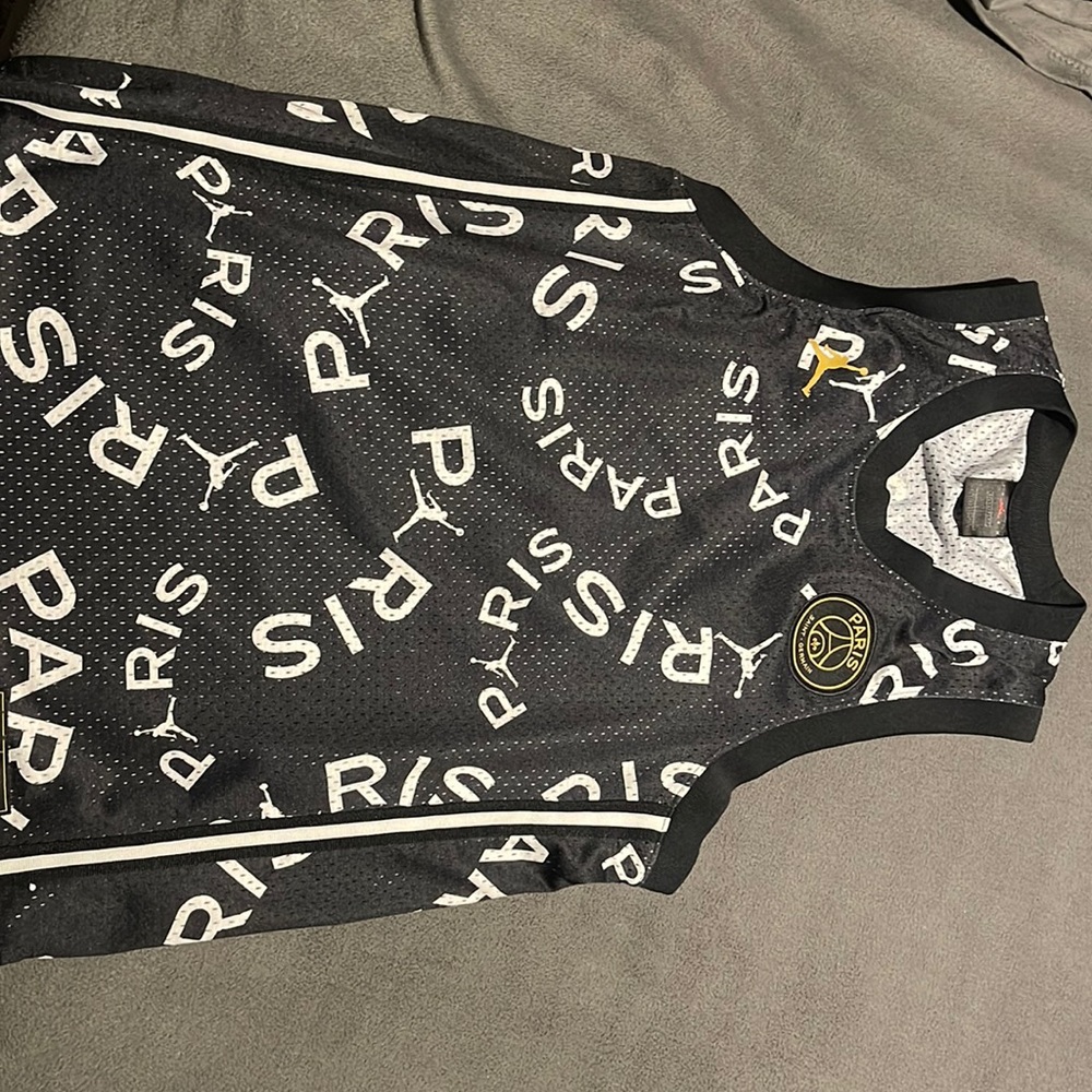 Air Jordan Paris Saint-German basketball jersey